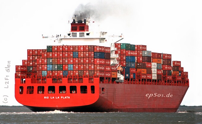 biggest shipping container ship